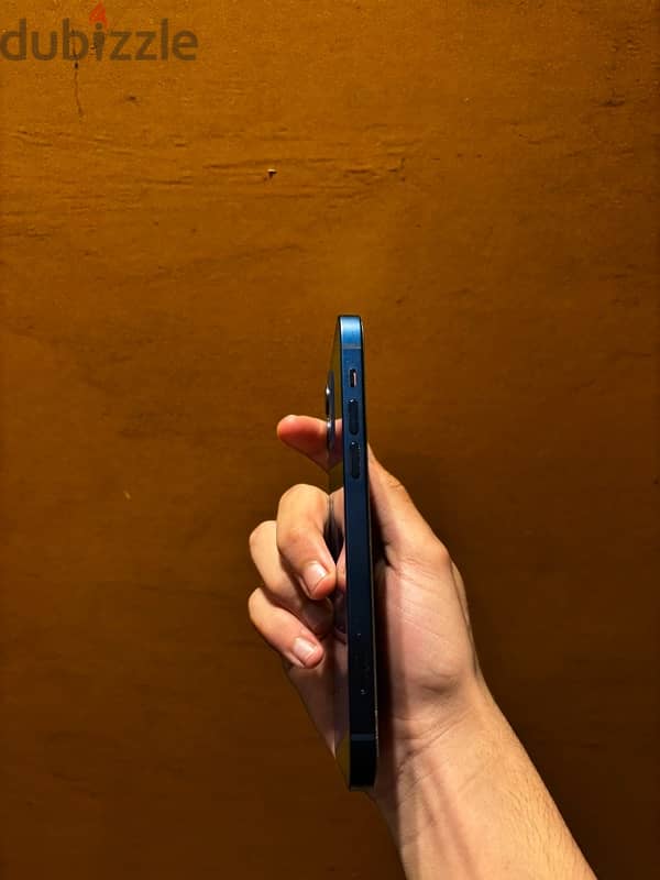 Iphone 12 4