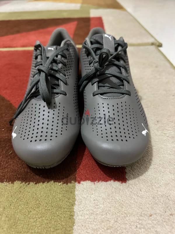 Puma Shoes Gray/White Size:43 New 3
