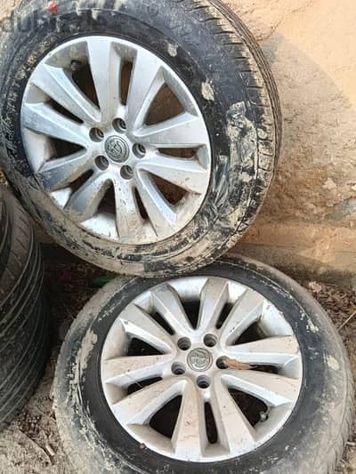 2 جنوط برلينس عاملين 50 الف