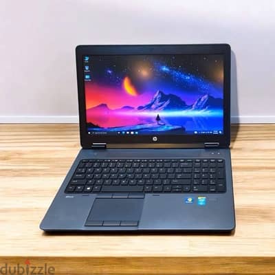 HP Zbook 15 g2 Core i7 كرتين شاشة للبرمجة والهندسه وجيرافيك