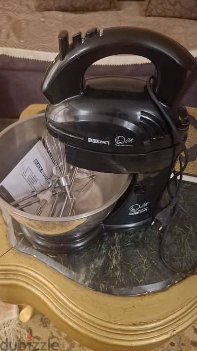 عجان لم يستخدم بلاك وايت