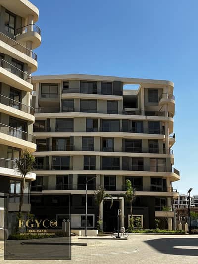 Apartment for sale with the largest landscape view in the most prestigious compound in the New Capital in the R7 area