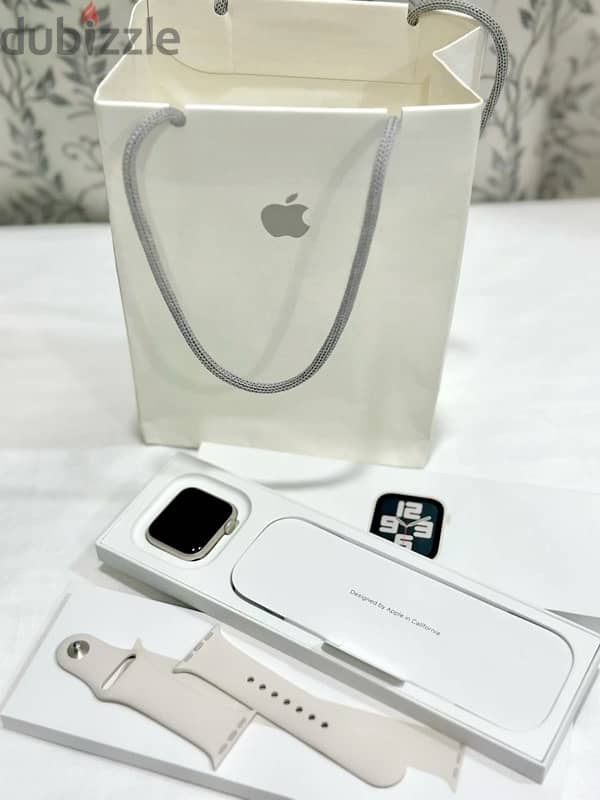 IPhone 14pro+ Apple Watch SE 2024 Gen2 1