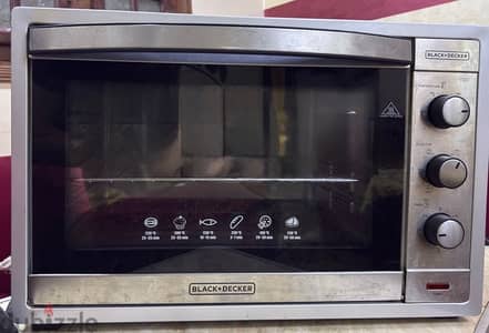فرن كهرباء Black+Decker TRO62RDG-B5 (قدرة 2000 وات)