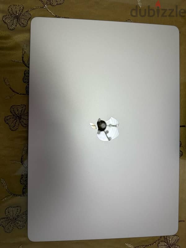 Macbook Air M4 15” 256gb Starlight 2