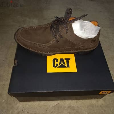 حذاء كات Cat جديد للبيع أو للبدل