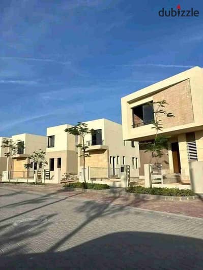 ستاند الون ڤيلا باقل من نص سعرها فالشركة