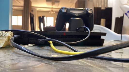 PlayStation 4 slim 1 Tera