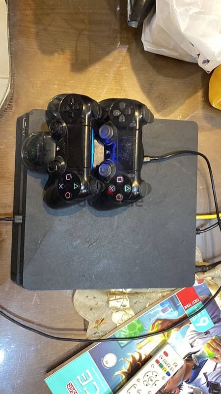PlayStation 4 slim 1 Tera 1