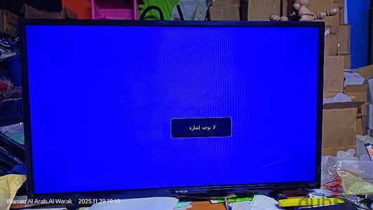 شاشة بالكرتونة بحالتها استعمال خفيف جدا