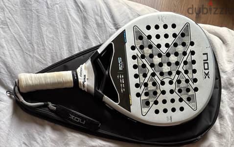 Nox at10 2024 Tapia racket