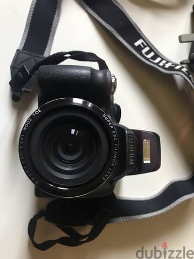 Camera Fujifilm Finepix SL310