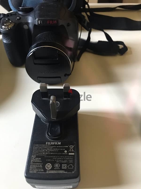 Camera Fujifilm Finepix SL310 8