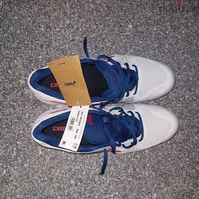 كوتشي Asics حذاء جديد shoes