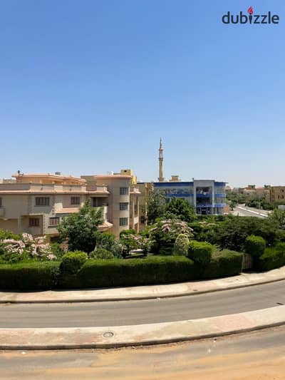 شقه فيو جاردن من المالك مباشرة 192م قسط سنتين امام بازوكة وشيل اوت دقيقتين من مدينتي ونادي هليوبوليس بمقدم 50%