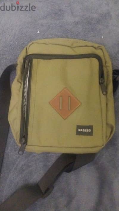 shoulder bag