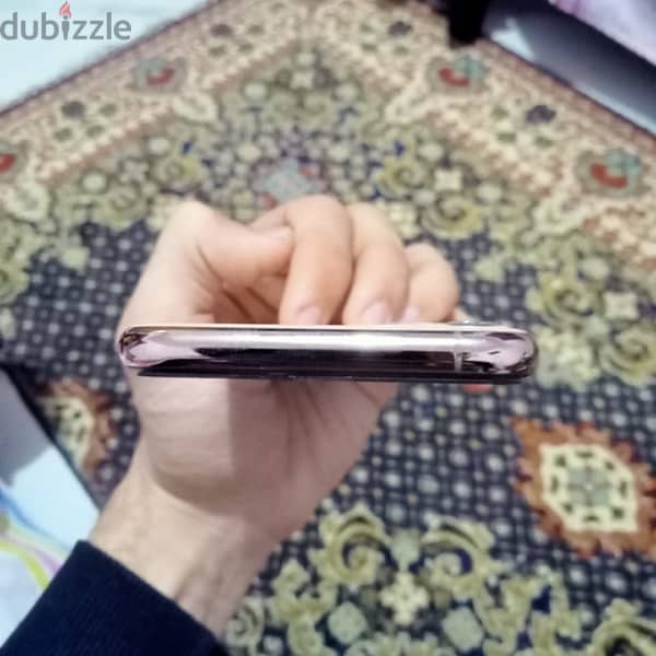 iPhone 11 pro 3