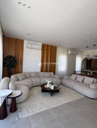Get a 3-bedroom apt near Rehab – ready to view, 20% cash discount Get a 3-bedroom apt near Rehab – ready to view, 20% cash discount