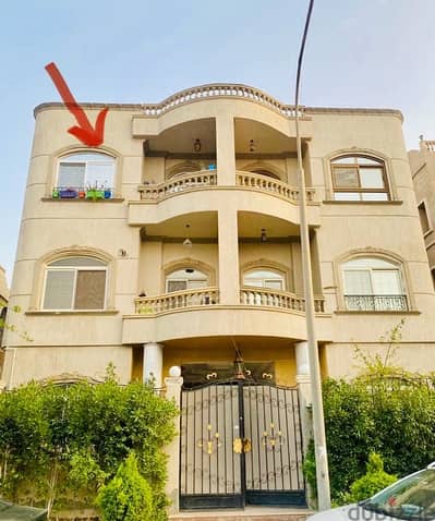 ٢٠٠ متر من المالك مباشرة أرقى مناطق العبور