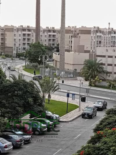 متاح للبيع شقة لقطة بتشطيب فندقي بمساحة(96متر)بارقي مجموعات مدينتي B7 فيو نارو جاردن وبارك والخدمات مفتوح  خالصة كل شئ - تشطيبات خاصة بالكامل