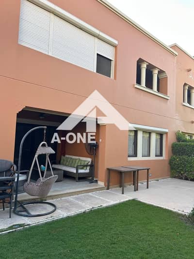 توين هاوس , 4غرفه, 335م² , بحري , فيو مفتوح وبالأثاث والأجهزة , بسعر 38M في isola marassi الساحل الشمالي سيدي عبد الرحمن