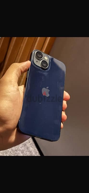 iPhone 13 box 1