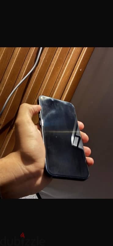 iPhone 13 box 3
