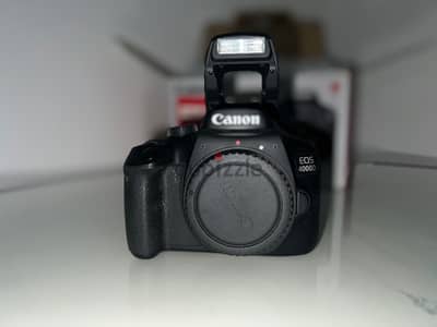 Camera Canon EOS 4000D