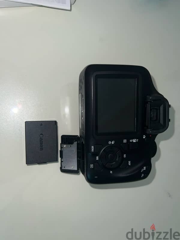 Camera Canon EOS 4000D 2