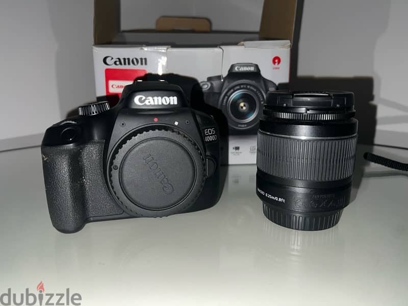 Camera Canon EOS 4000D 18