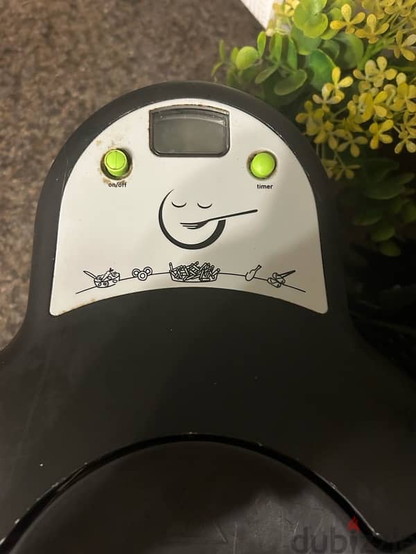 Tefal Air-fryer 1.2L ايرفراير حاله ممتازه ل٤ افراد 3
