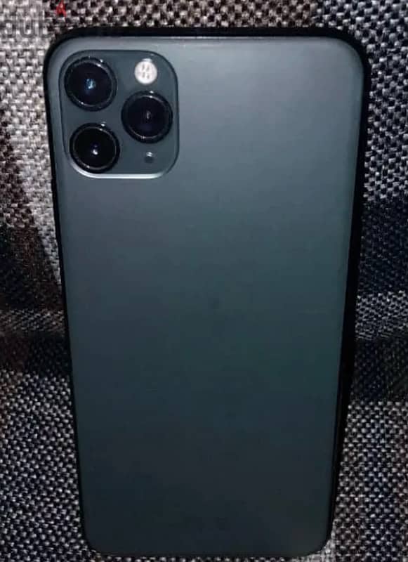 iphone 11 pro max 2