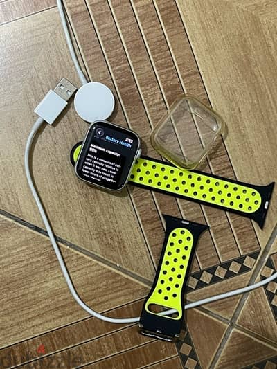 Apple Watch Series 6 (GPS) 44mm Case - Aluminum