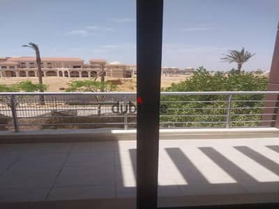 شقة للبيع بسعر مميز بكمبوند هايد بارك