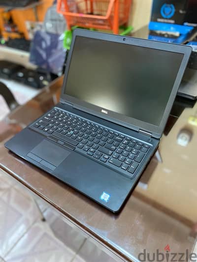 DELL latitude 5580 i5 للأعمال المكتبيه والبرمجة