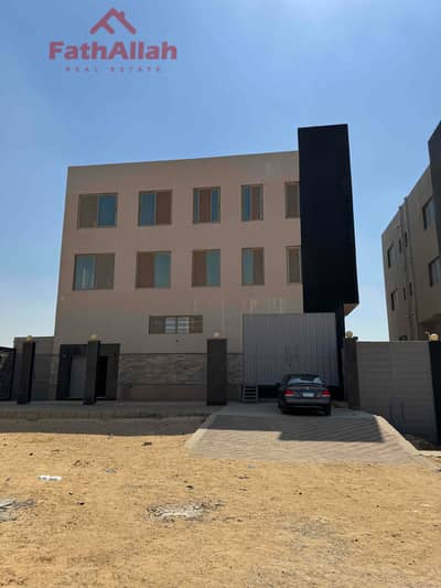 مصنع مستحضرات تجميل للأيجار بالمنطقة الصناعية التجمع الالف مصنع