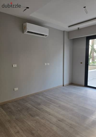 75m² apartment for rent in Village West Compound, Sheikh Zayed - first occupancy, view, with kitchen and air conditioning