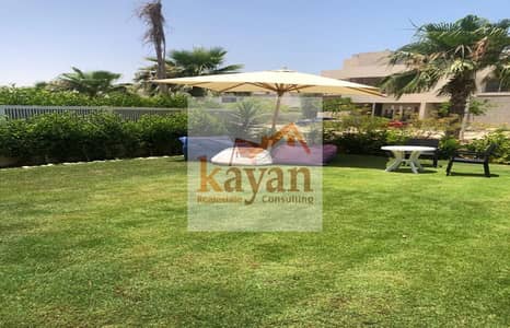 امتلك شالية مميز بحمام سباحة وإطلالة ولا اروع في جونيور