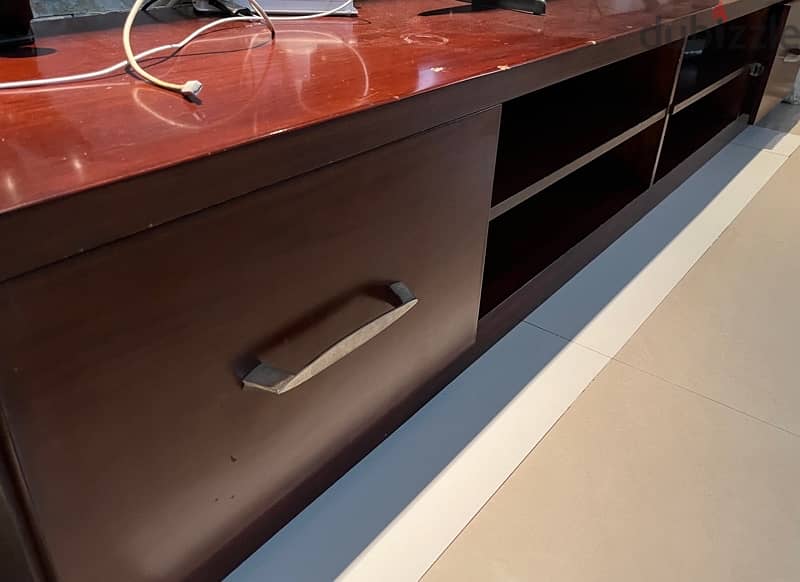 TV table 1