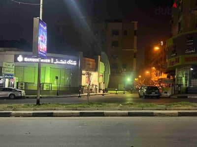 محل 270 م ارضي وميزان شارع 9 المقطم سوبر لوكس 4 عدادات كهرباء