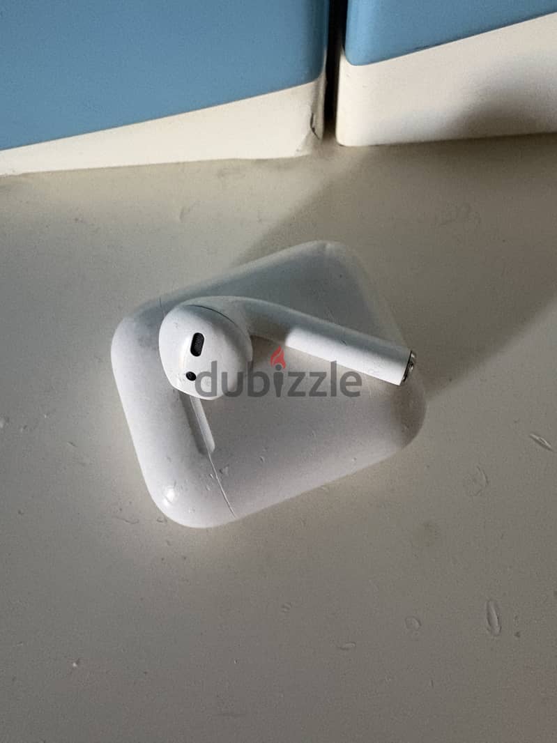 AirPods 2 authentic 1