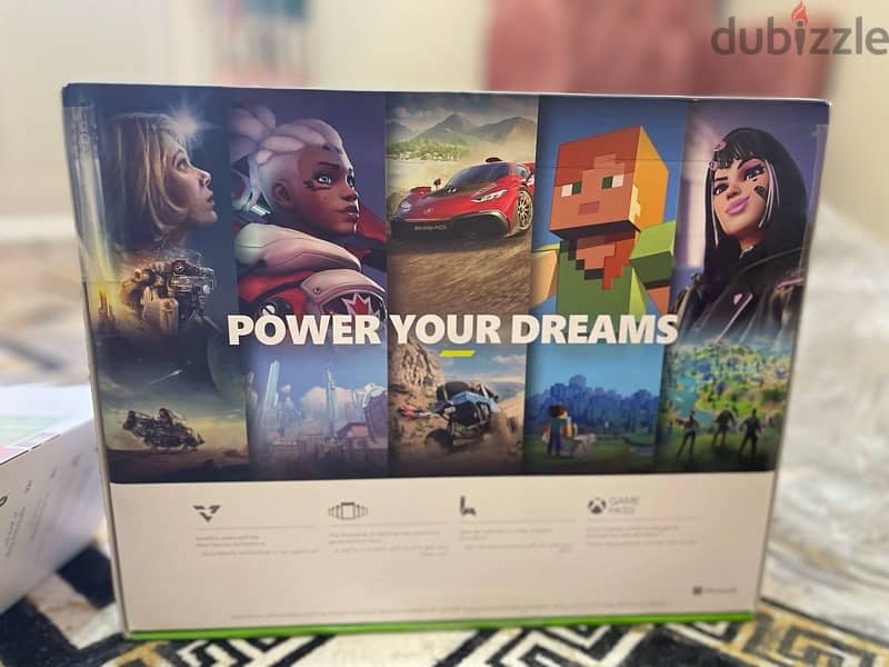 Xbox Series s 4