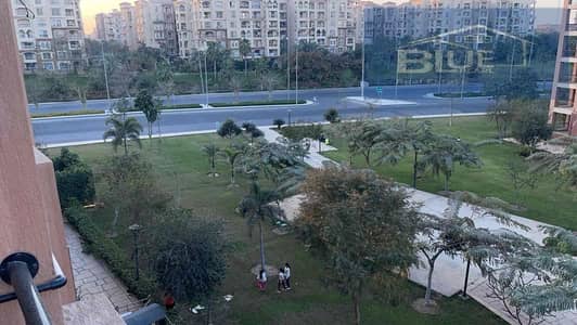 A200m garden view furnished flat for rent Madinaty