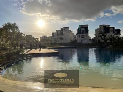 In Mountain View, receive a finished apartment 167m with a 75m balcony