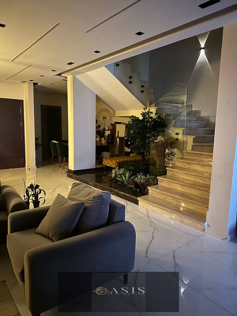 4 Bedrooms 252 sq.M Villa for sale 22,000,000 EGP in Green 4 Compound, Sheikh Zayed