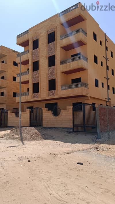 عمارة على الروبيكي مباشرة متسلمه جهاز بالعدادات في الحي المتميز بدر