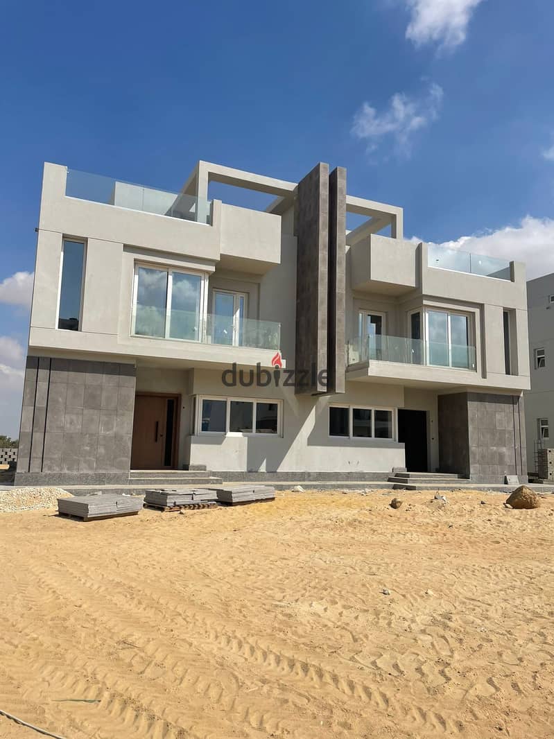6 Bedrooms 286 sq.M Twinhouse for sale 11,100,000 EGP in Zayed Dunes Compound, Sheikh Zayed