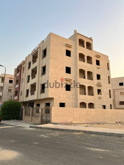 عماره كامله نص تشطيب للبيع فى جاردينا هايتس 3