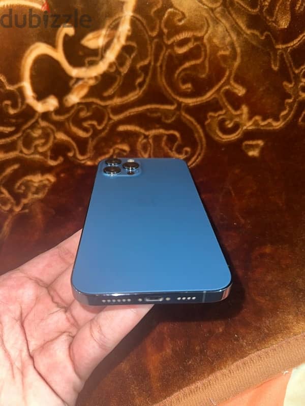 12 pro max نضيف 4