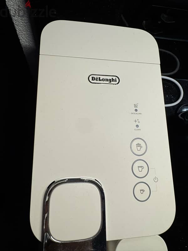 De Longhi Lattissima One - Nespresso Coffee machine - White 1